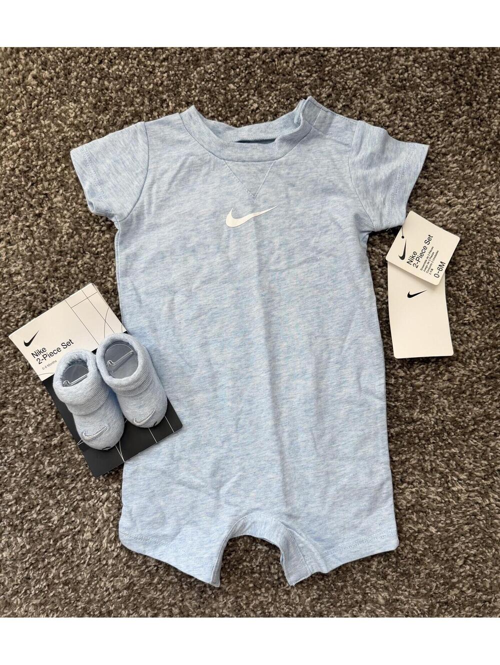New Nike 2 Piece Set Baby 0-6mo